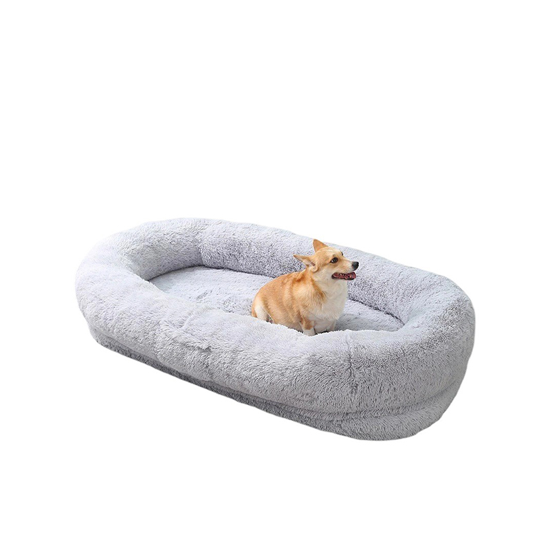 Lit de couchage pour chien en peluche douce et lavable 